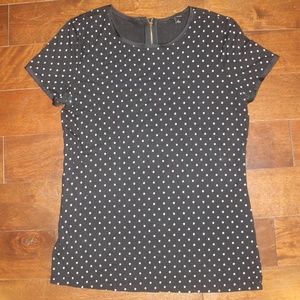 Ann Taylor Black and white polka dot t-shirt